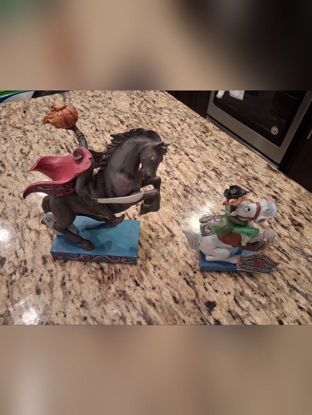 Jim Shore  Disney Headless Horseman Heads Up Ichabod Crane 6007059